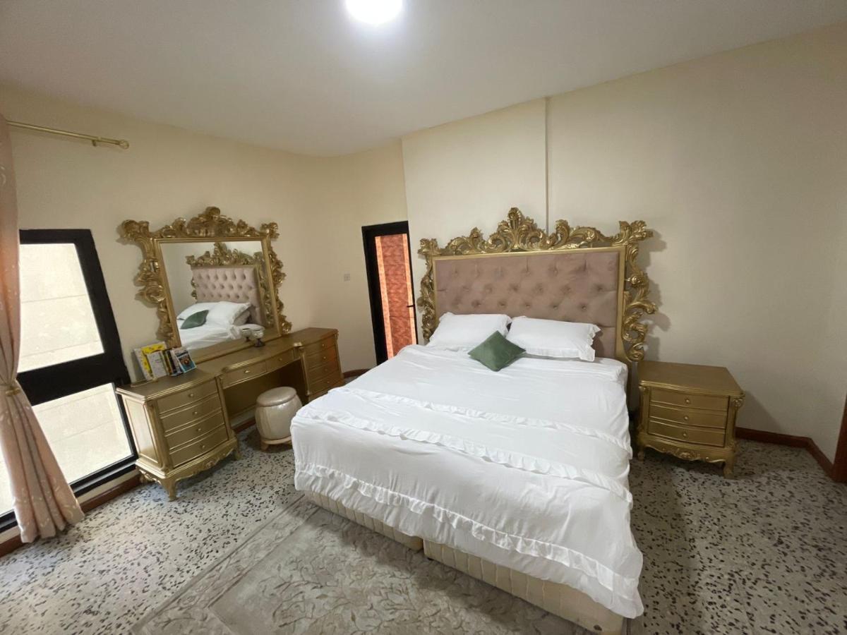 Jem Living Stylish Private Rooms Abu Dhabi Exterior photo
