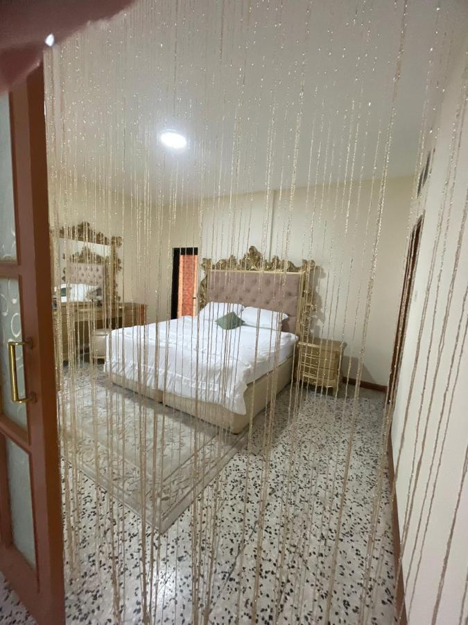 Jem Living Stylish Private Rooms Abu Dhabi Exterior photo