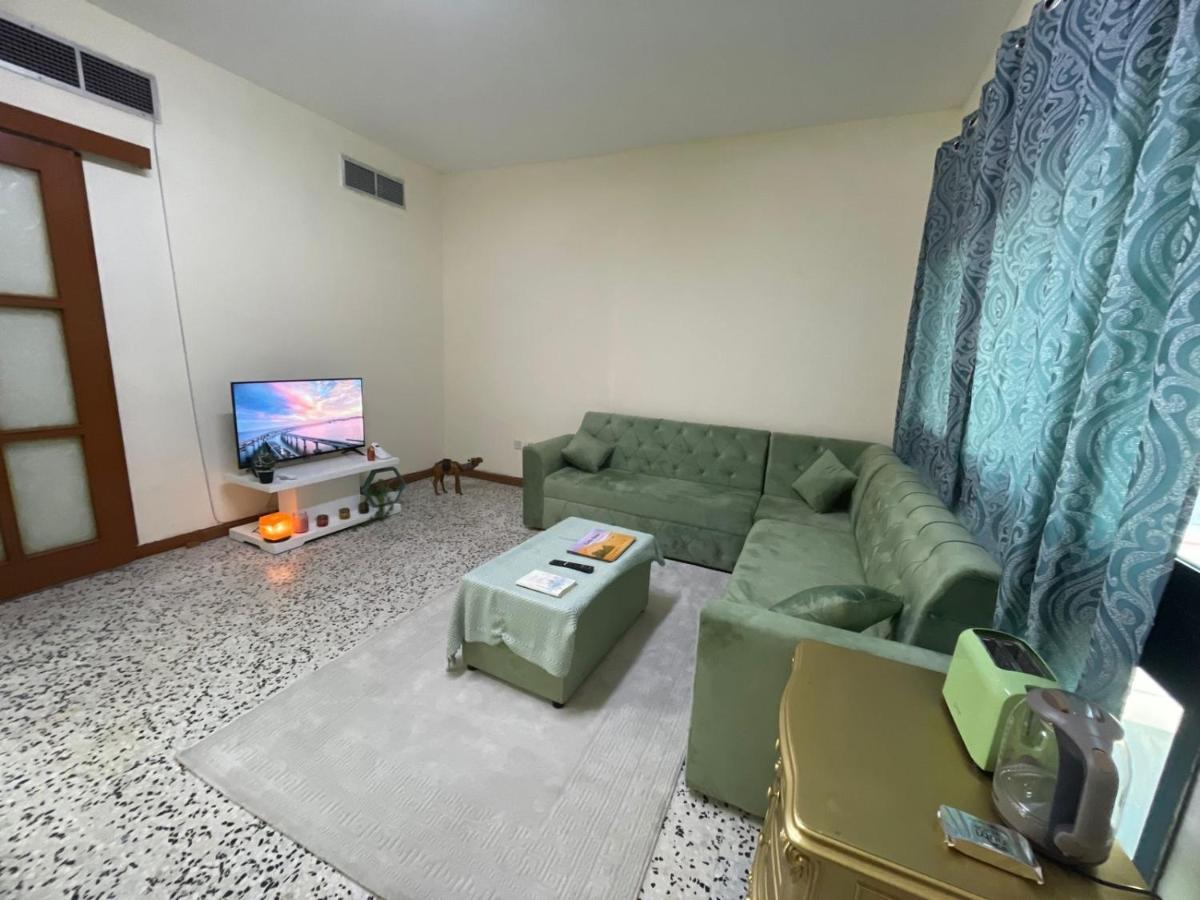 Jem Living Stylish Private Rooms Abu Dhabi Exterior photo