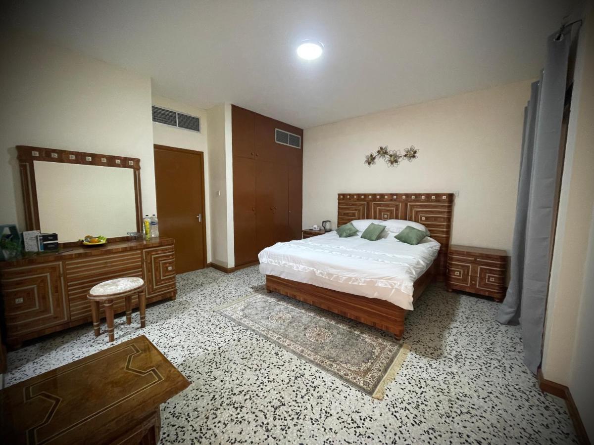 Jem Living Stylish Private Rooms Abu Dhabi Exterior photo